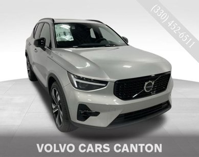 New 2025 Volvo XC40 B5 Ultra w/ Climate Package
