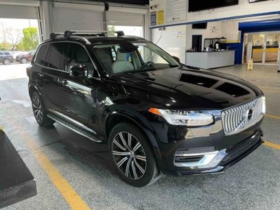 Used 2022 Volvo XC90 T8 Inscription w/ Advanced Package