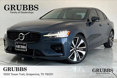 Used 2022 Volvo S60 B5 Momentum w/ Premium Package