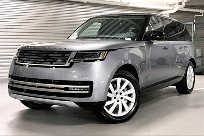 New 2025 Land Rover Range Rover Long Wheelbase SE
