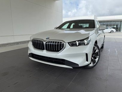 New 2025 BMW 530i w/ Premium Package