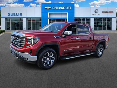 New 2025 GMC Sierra 1500 SLT w/ SLT Premium Package