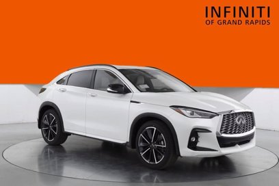 New 2025 INFINITI QX55 Luxe w/ Cargo Package