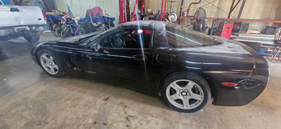 Used 1998 Chevrolet Corvette Coupe w/ Memory Pkg