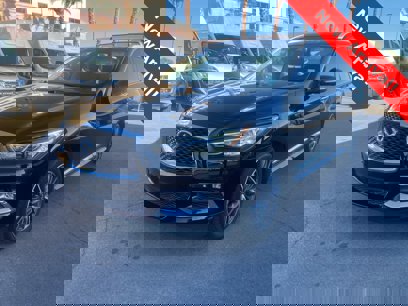 Used 2019 INFINITI QX60 Luxe w/ Sensory Package