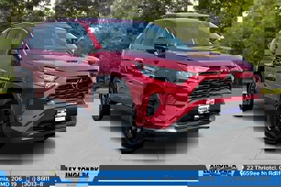 Used 2022 Toyota RAV4 LE