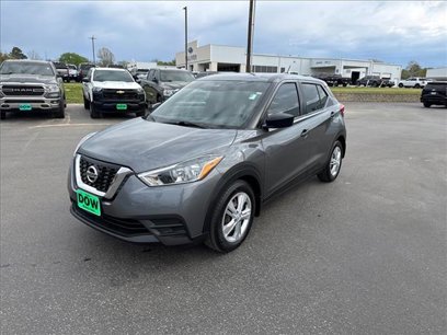 Used 2020 Nissan Kicks S