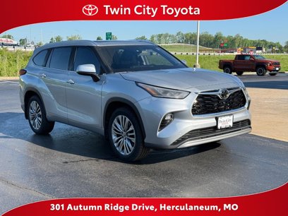 Certified 2022 Toyota Highlander Platinum
