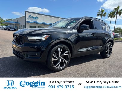 Used 2022 Volvo XC40 T5 R-Design w/ Climate Package
