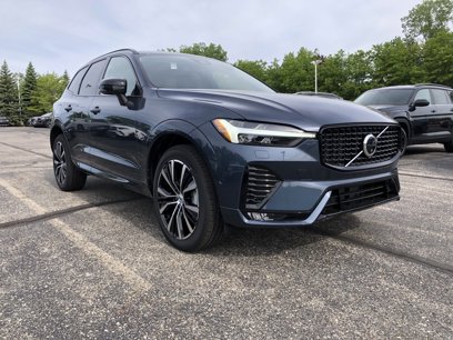 New 2025 Volvo XC60 B5 Plus w/ Protection Package Premier