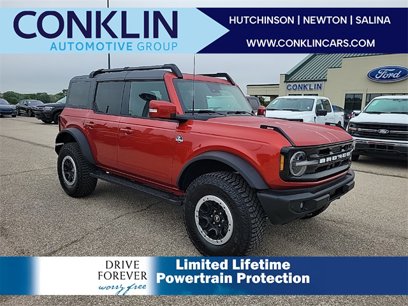 New 2024 Ford Bronco Outer Banks w/ Sasquatch Package