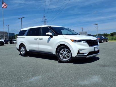 Certified 2022 Kia Carnival LX