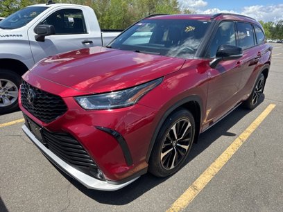 Used 2022 Toyota Highlander XSE