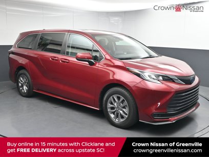 Used 2021 Toyota Sienna LE