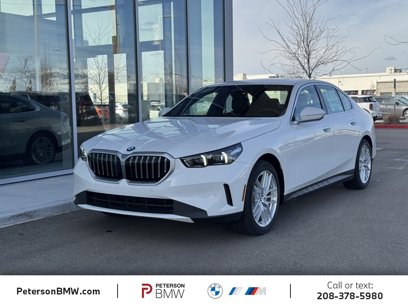 New 2025 BMW 530i xDrive w/ Premium Package