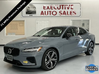 Used 2022 Volvo S60 T8 R-Design Expression w/ Premium Package
