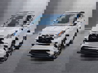 Used 2020 Toyota Highlander XLE