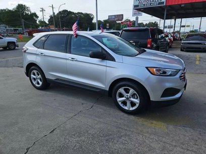 Used 2019 Ford Edge SE w/ Cargo Accessory Package