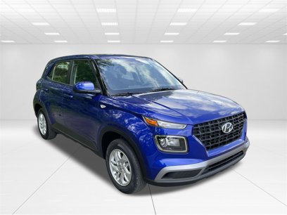 New 2025 Hyundai Venue SE