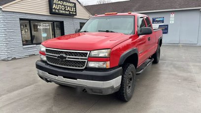 Used 2005 Chevrolet Silverado 2500 W/T w/ Snow Plow Prep Package