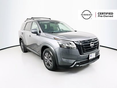 Certified 2022 Nissan Pathfinder SV w/ SV Black Package