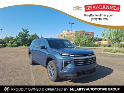 New 2025 Chevrolet Traverse LT w/ Driver Confidence Package