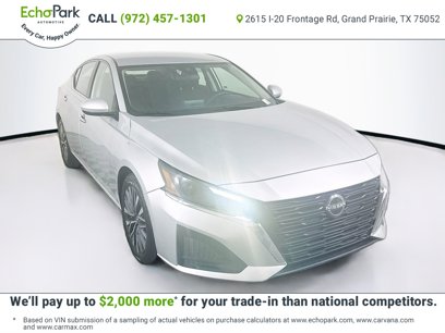 Used 2023 Nissan Altima 2.5 SV