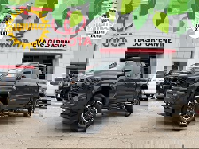 Used 2025 Toyota Tacoma TRD Sport