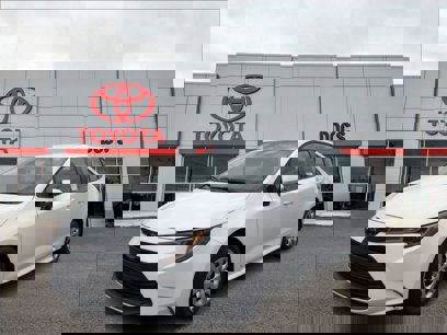 New 2025 Toyota Corolla LE
