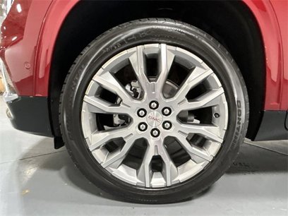 New 2025 GMC Acadia Denali w/ Super Cruise Package