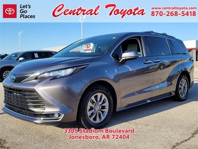 Used 2023 Toyota Sienna XLE