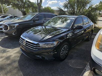 Used 2019 Volkswagen Jetta SE w/ Cold Weather Package