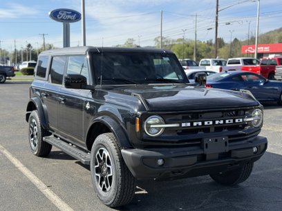 New 2024 Ford Bronco Outer Banks