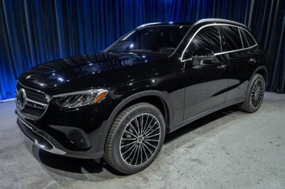 New 2025 Mercedes-Benz GLC 300