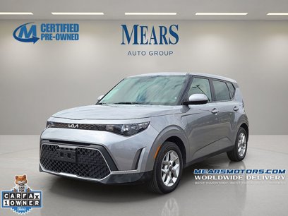 Used 2023 Kia Soul LX w/ Option Group 015