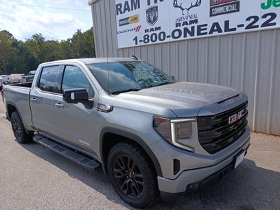 Used 2023 GMC Sierra 1500 Elevation w/ Elevation Premium Package