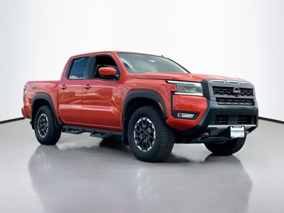 New 2025 Nissan Frontier PRO-4X w/ Pro Convenience Package