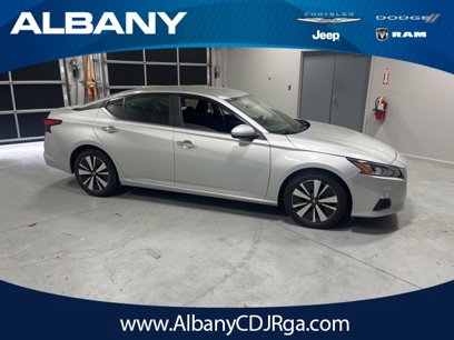 Used 2022 Nissan Altima 2.5 SV