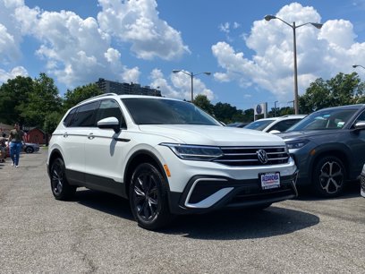 Certified 2022 Volkswagen Tiguan SE