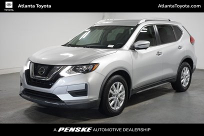 Used 2017 Nissan Rogue SV w/ SV Premium Package