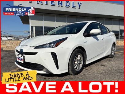 Used 2022 Toyota Prius LE