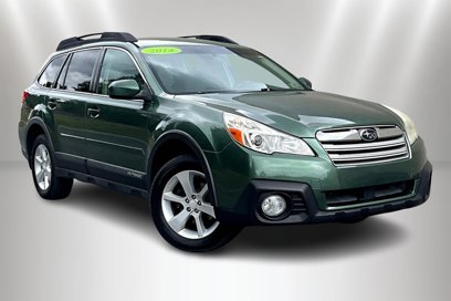 Used 2014 Subaru Outback 2.5i Premium w/ Accessory Value Package (OYW)