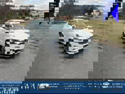 Used 2019 Kia Cadenza Premium