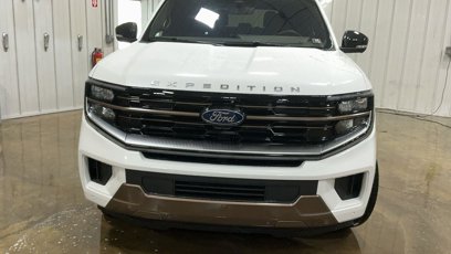 New 2025 Ford Expedition King Ranch