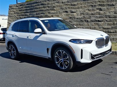 New 2025 BMW X5 xDrive50e w/ Premium Package