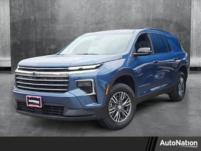 New 2025 Chevrolet Traverse LT w/ Driver Confidence Package