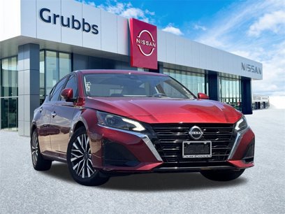 Certified 2023 Nissan Altima 2.5 SV w/ SV Premium Package