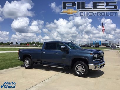 Used 2025 Chevrolet Silverado 2500 LTZ w/ LTZ Convenience Package