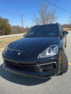 Used 2021 Porsche Cayenne E-Hybrid w/ Premium Package