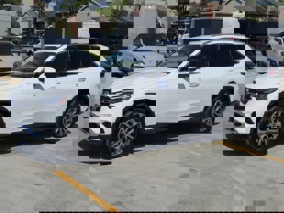 New 2025 Mercedes-Benz GLC 300 4MATIC